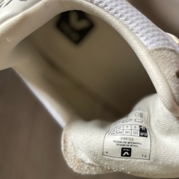 Veja White and Cream Women's Sneakers - Picture 8 of 12